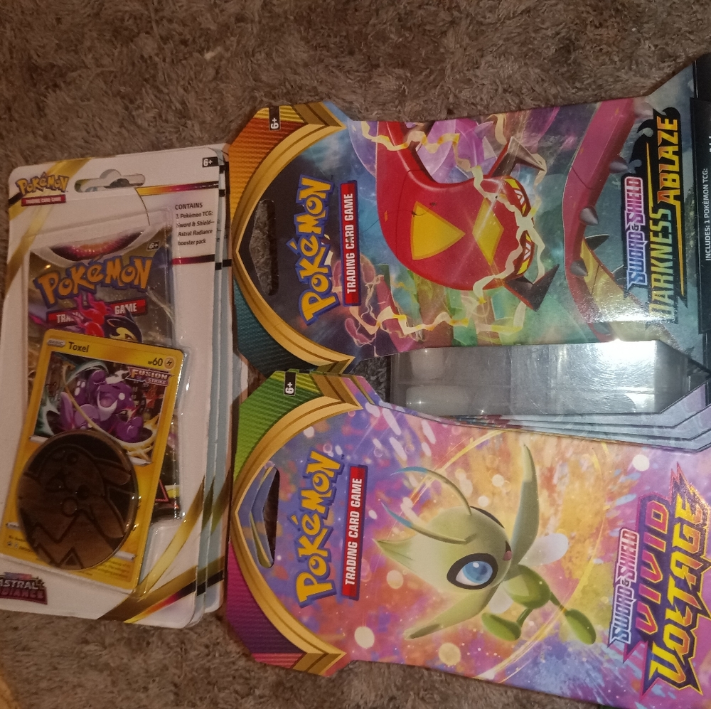 Pokemon sealed packs